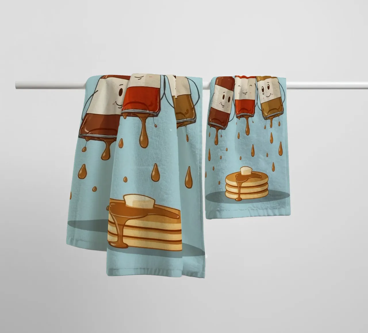 Simpatiche bottiglie che versano sciroppo sui pancake asciugamano da bagno da DesignDoodle