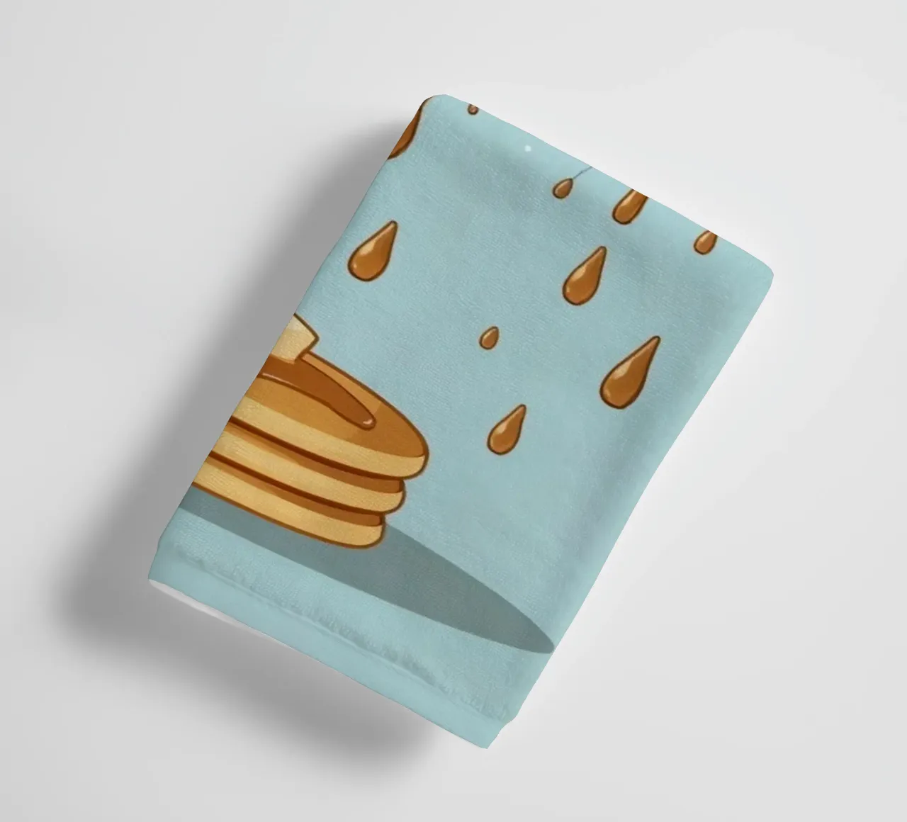 Simpatiche bottiglie che versano sciroppo sui pancake asciugamano da bagno da DesignDoodle
