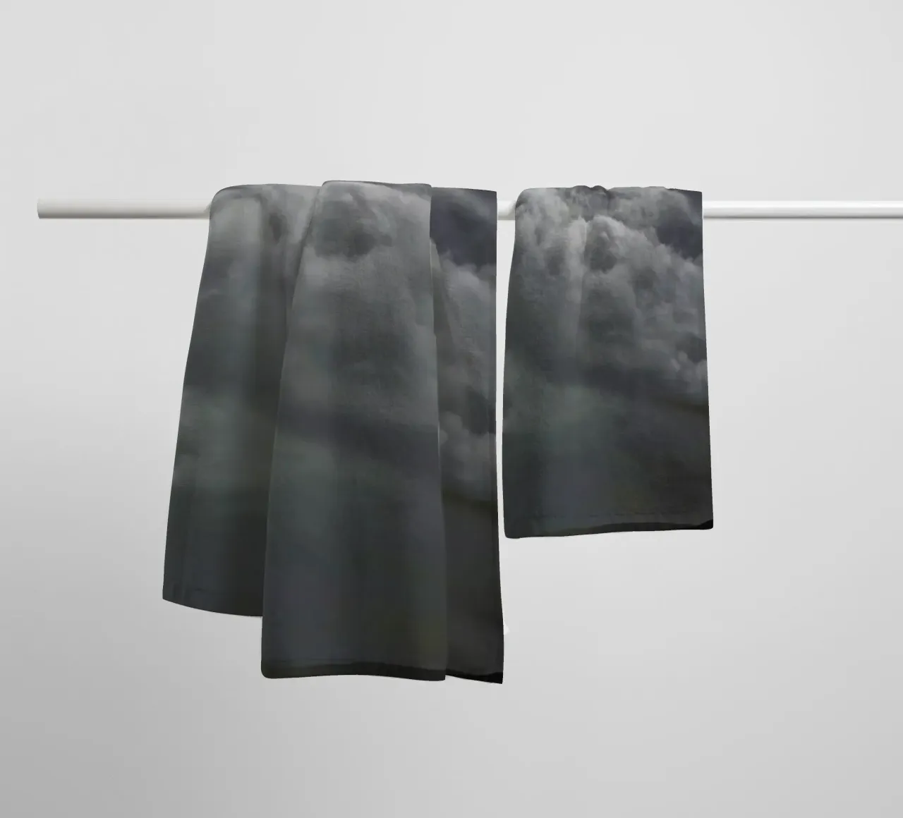 Cloudy Island asciugamano da bagno da Nur Mut