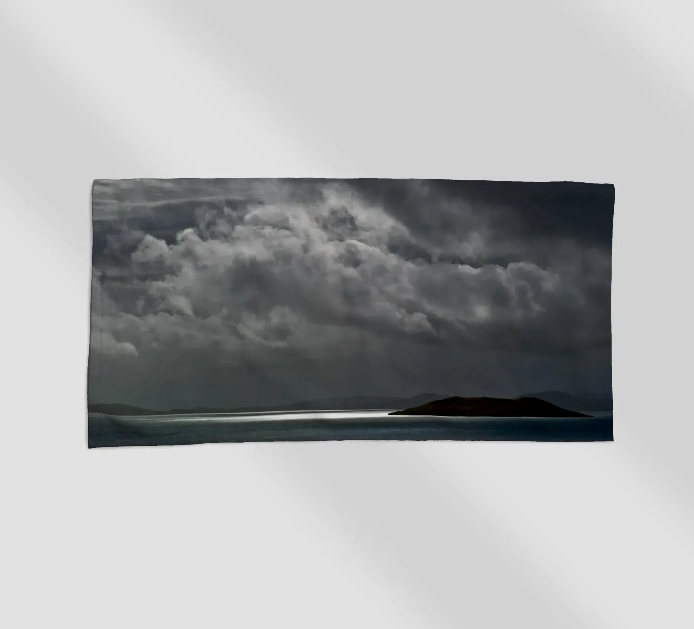 Cloudy Island telo mare da Nur Mut