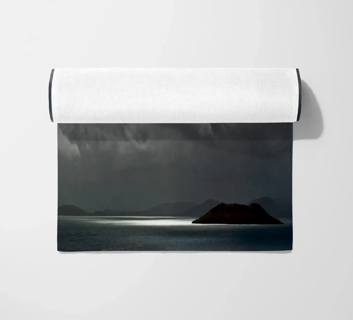 Cloudy Island telo mare da Nur Mut