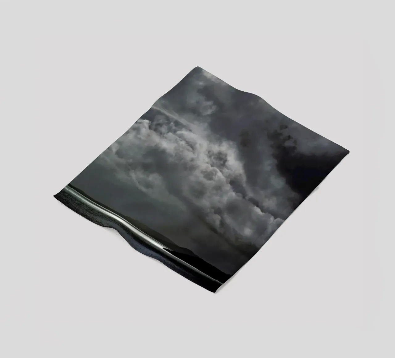 Cloudy Island coperta in pile da Nur Mut
