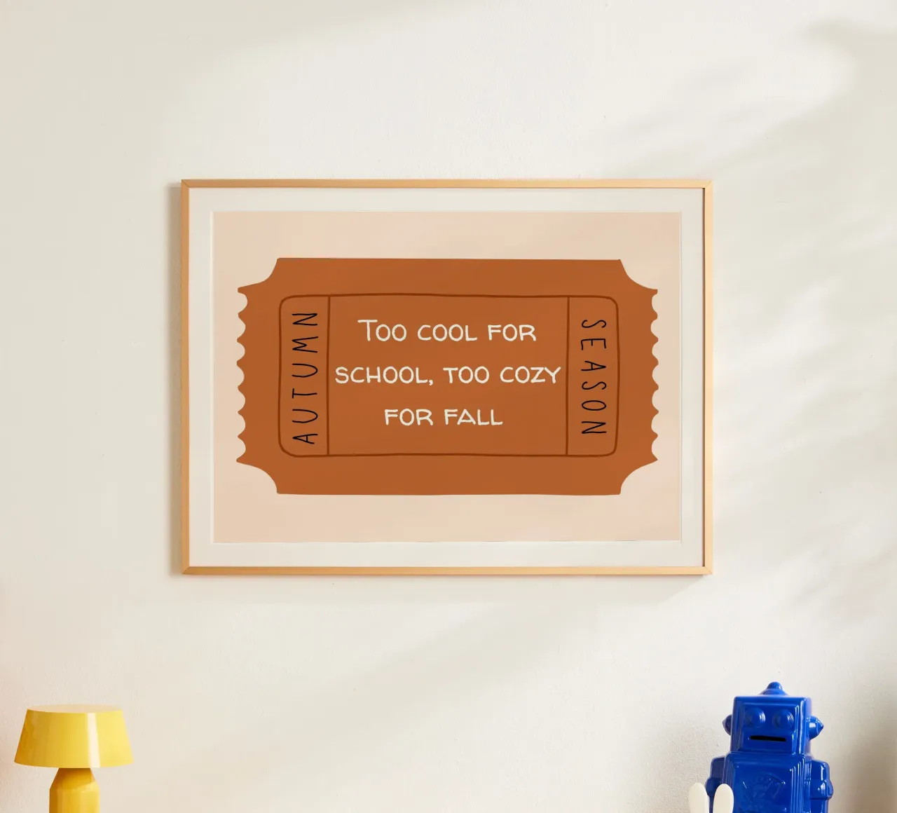 "Troppo figo per la scuola": un divertente biglietto d'autunno poster con telaio in legno da vintagepod