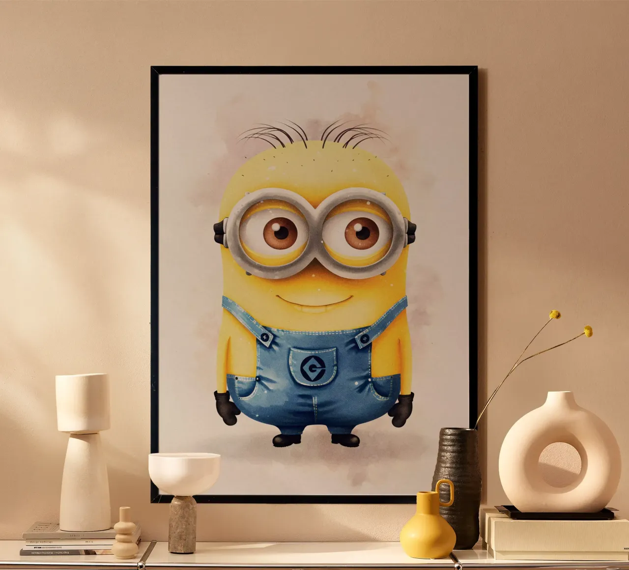 Cute Minion Watercolor poster con telaio in legno da CreativeStudio