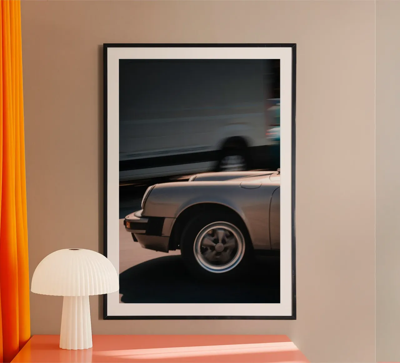 Porsche d'epoca poster con telaio in plastica da Journey of Vanessa