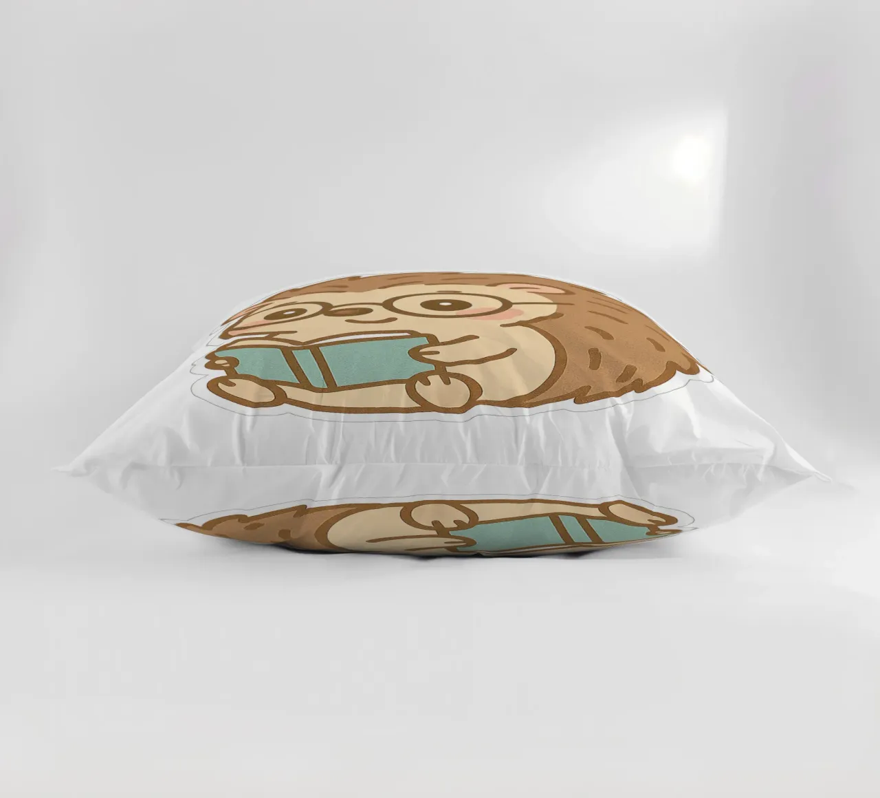 Sticker Chibi Kawaii Hedgehog con libro - Adorabile e geek cuscino da So Cute Land - Affiches et posters