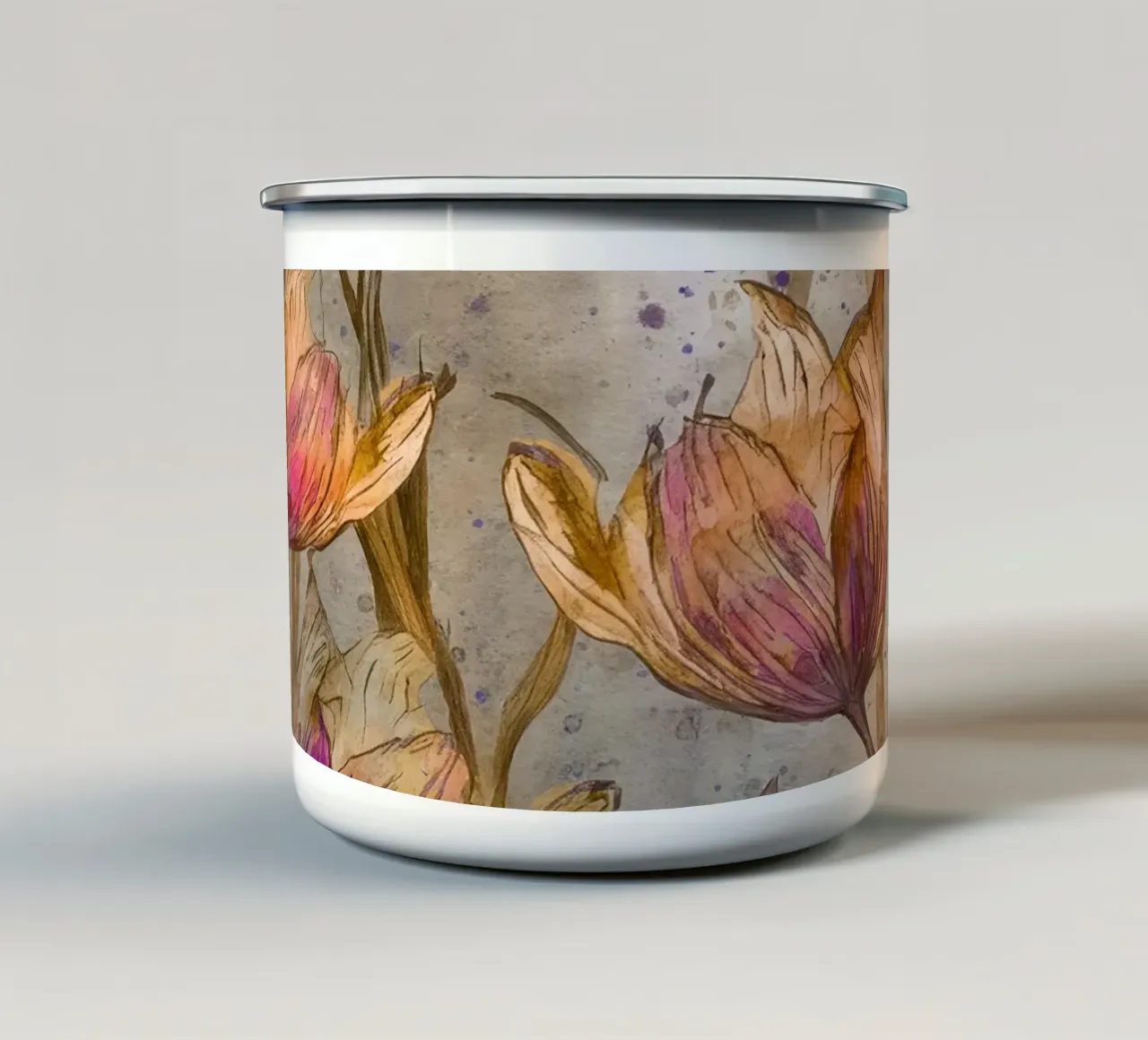 Fiori di tulipano tazza in smalto da Justyna Jaszke JBJart