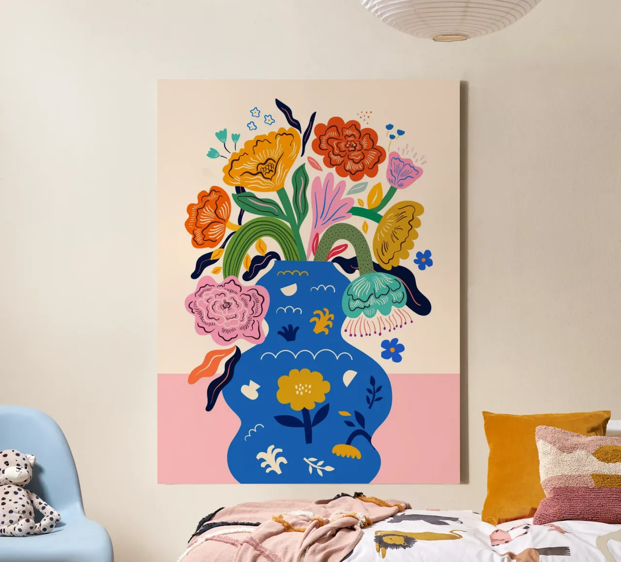 Flowers in a Vase Leinwand mit Schattenfugenrahmen von Artsy Bessy
