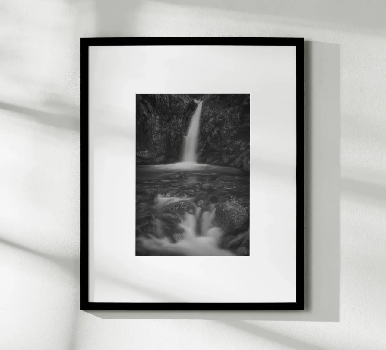 fotografia in bianco e nero di cascate poster da roosses