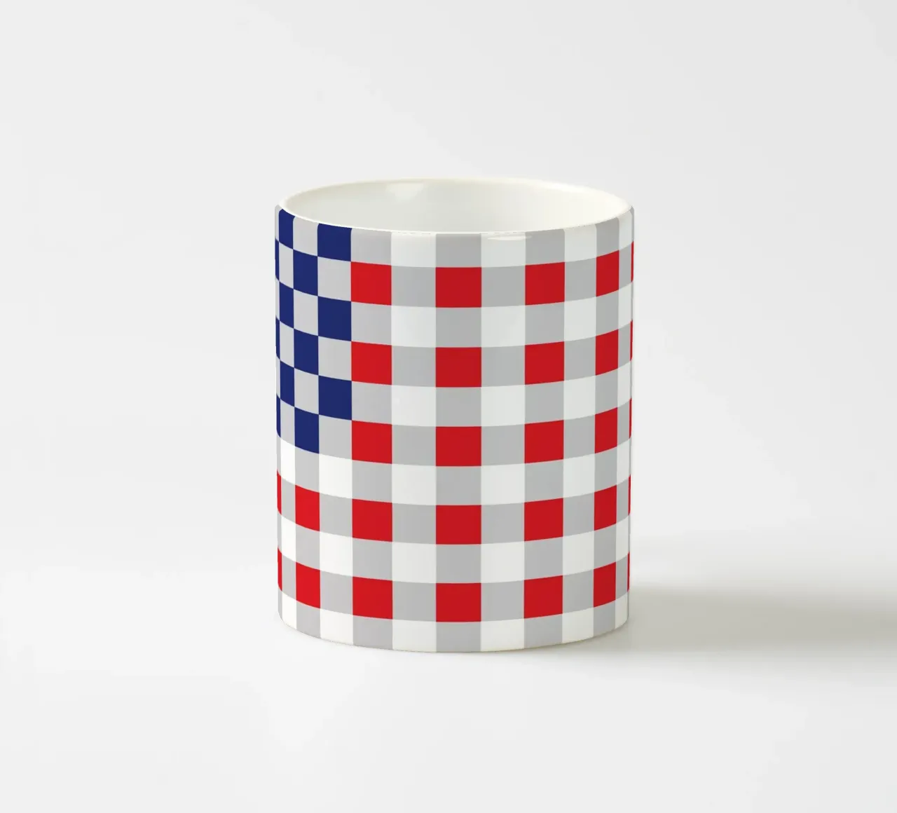 Stati Uniti Piastrella a scacchi tazza in ceramica da galihstudio