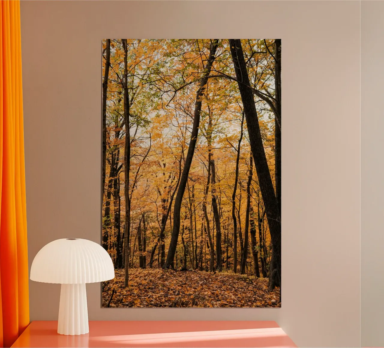 Foresta d'autunno sulla collina poster con telaio in alluminio da Liam Johnson