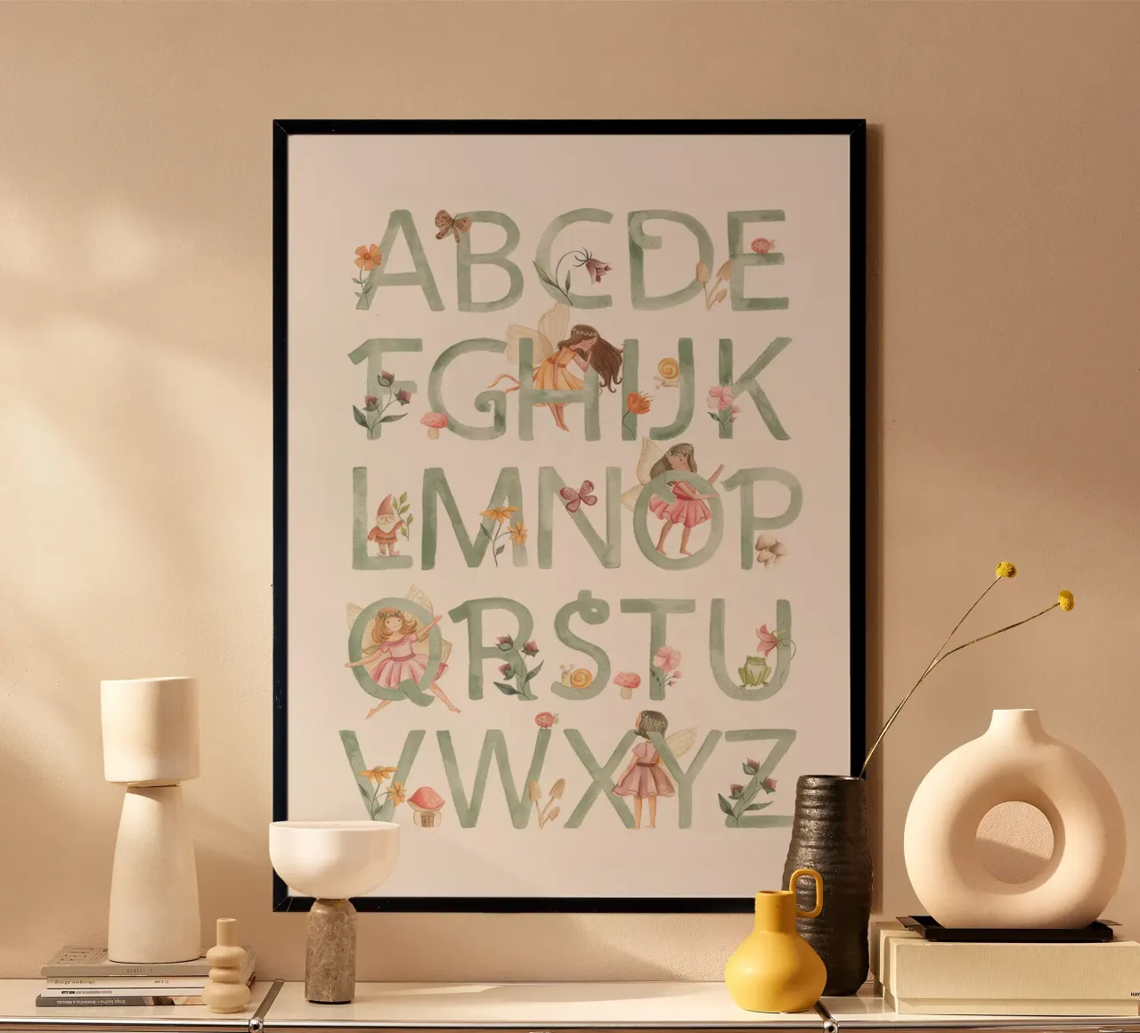 Alfabeto 6 poster con telaio in plastica da Panait Ivascu