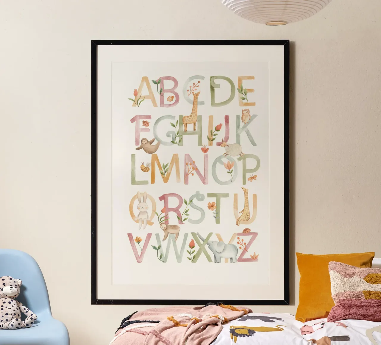 Alfabeto 10 poster con telaio in plastica da Panait Ivascu