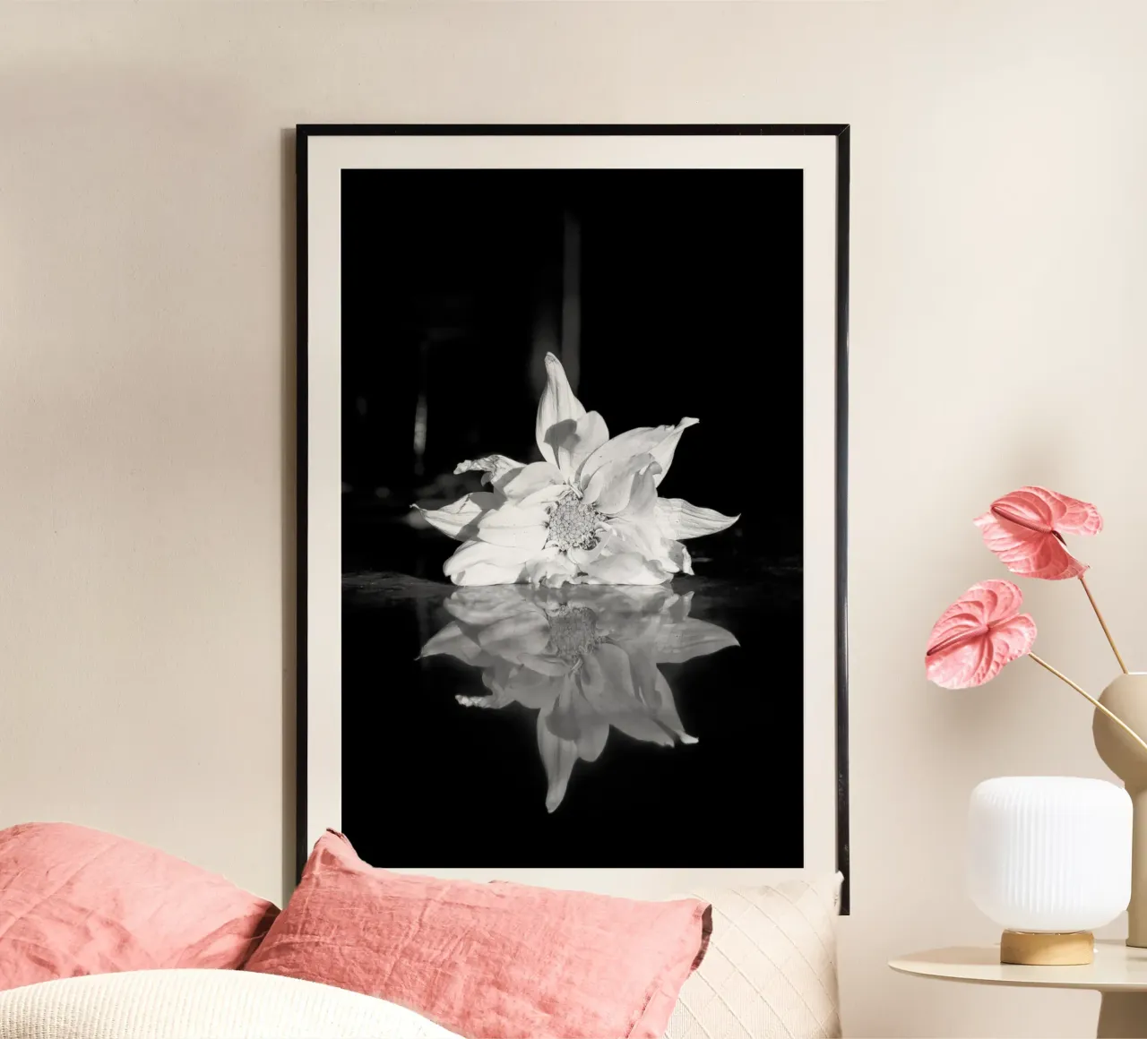 Flora poster met aluminium frame van rafael campezato