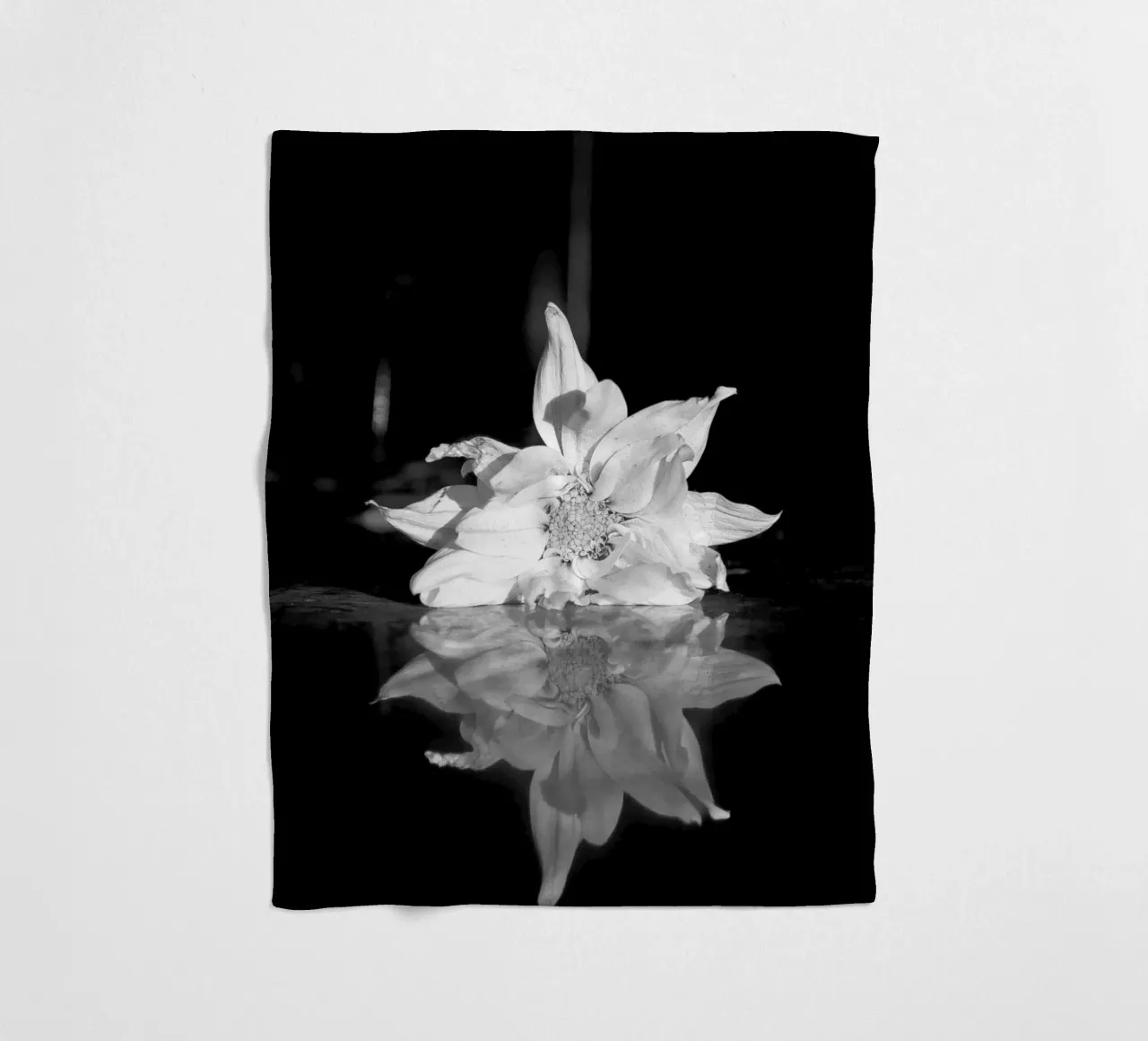 Flora Fleecedecke von rafael campezato