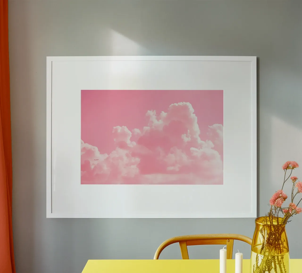 Nuvoloso con un tocco di rosa poster da Tal Paz-Fridman