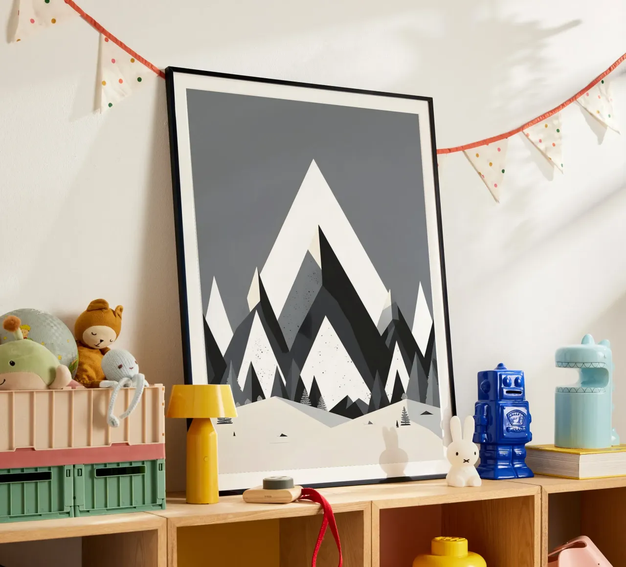 Triángulos abstractos de montaña poster con marco de madera de botanical