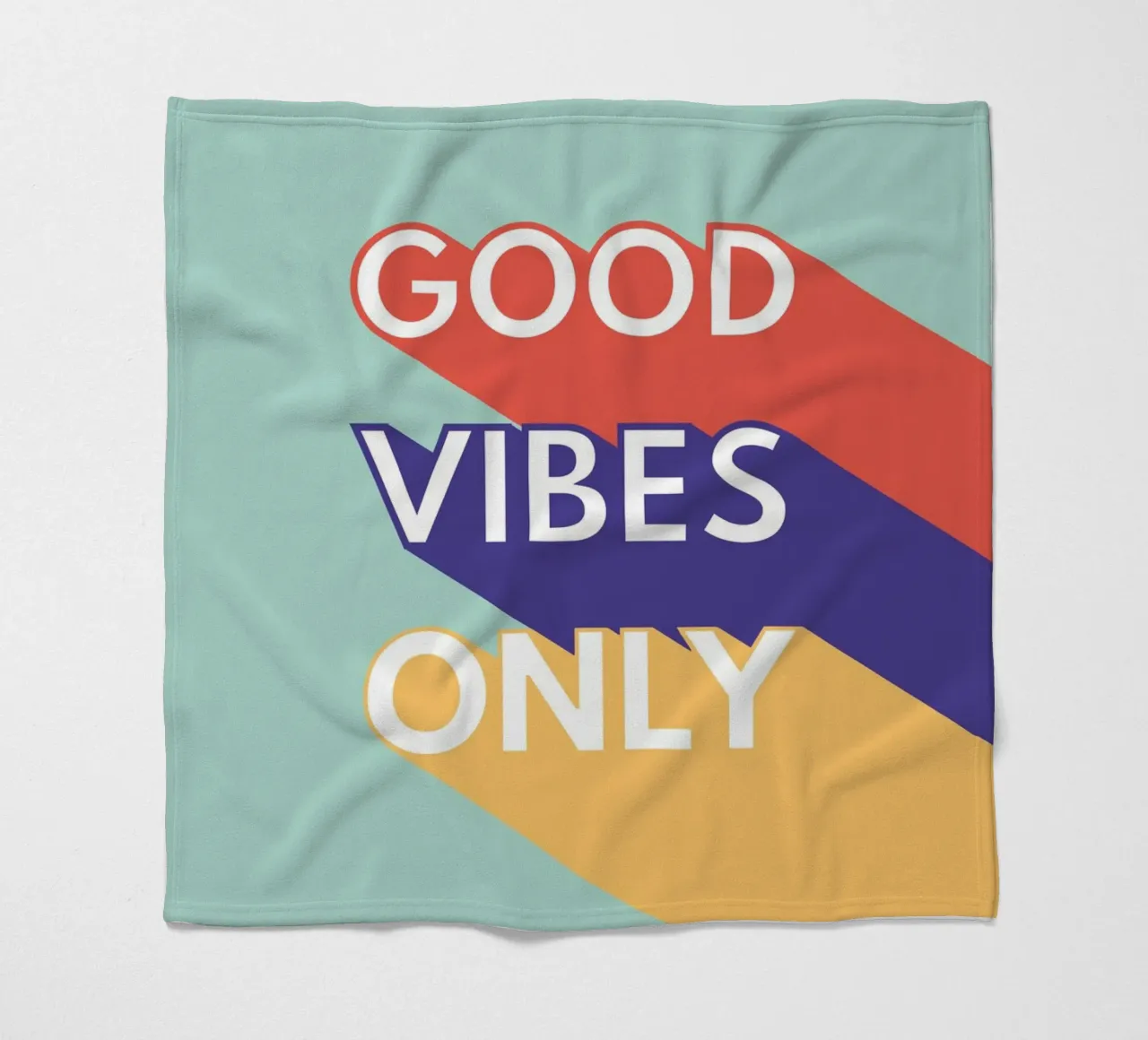 GOOD VIBES ONLY - Retro Pop Fleecedecke von Typo Designs