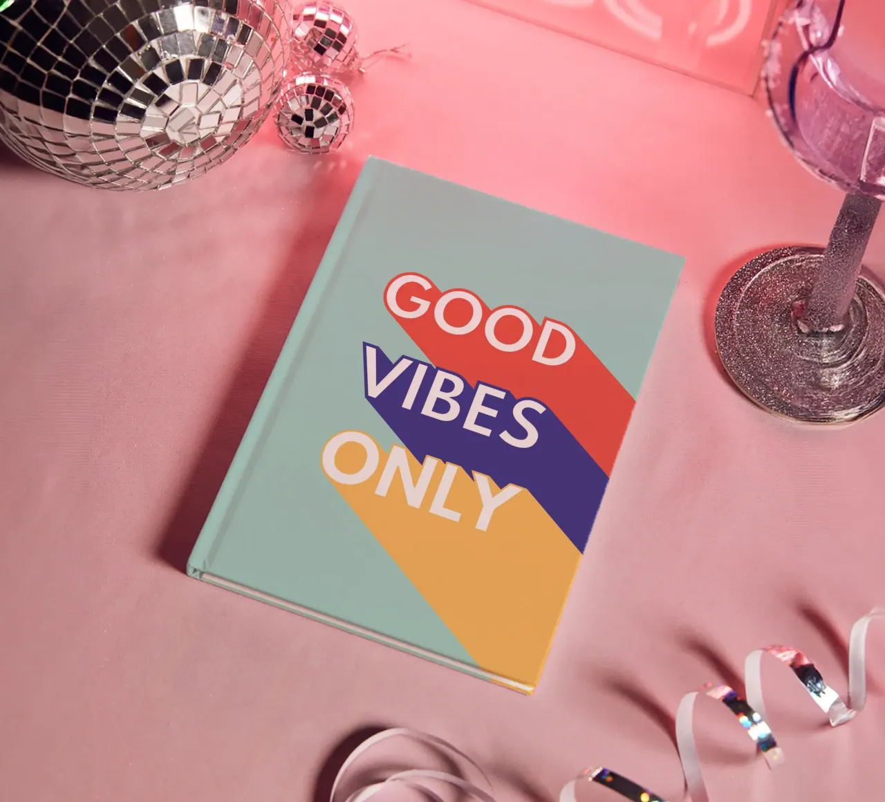 GOOD VIBES ONLY - Retro Pop Notizbuch von Typo Designs