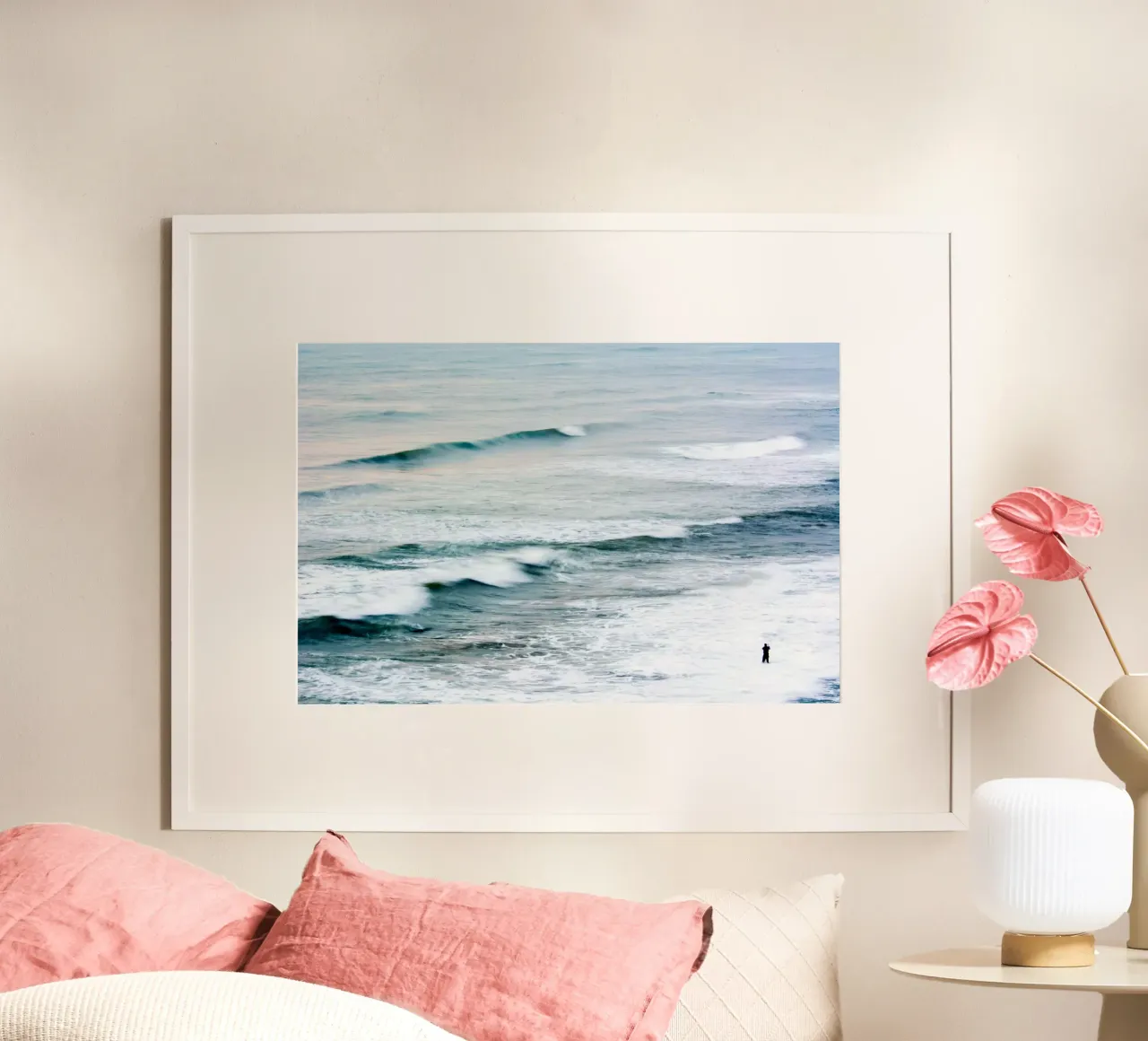 Il pescatore II poster con telaio in legno da Tal Paz-Fridman