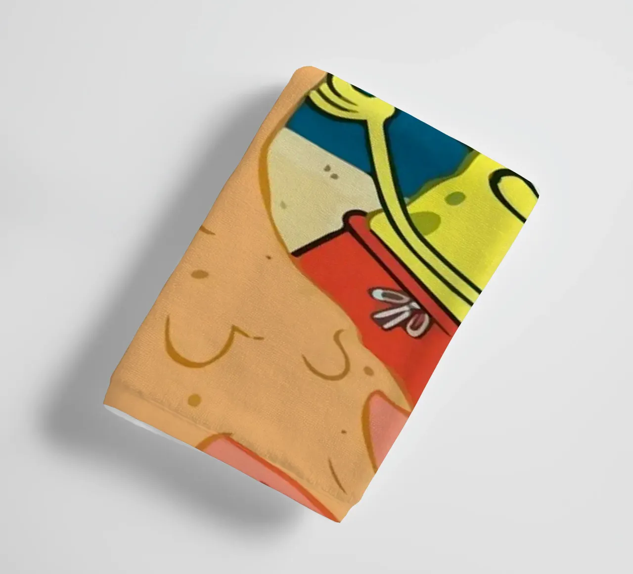SpongeBob and Patrick playing in the sand on the beach serviette de bain de Dumery Art