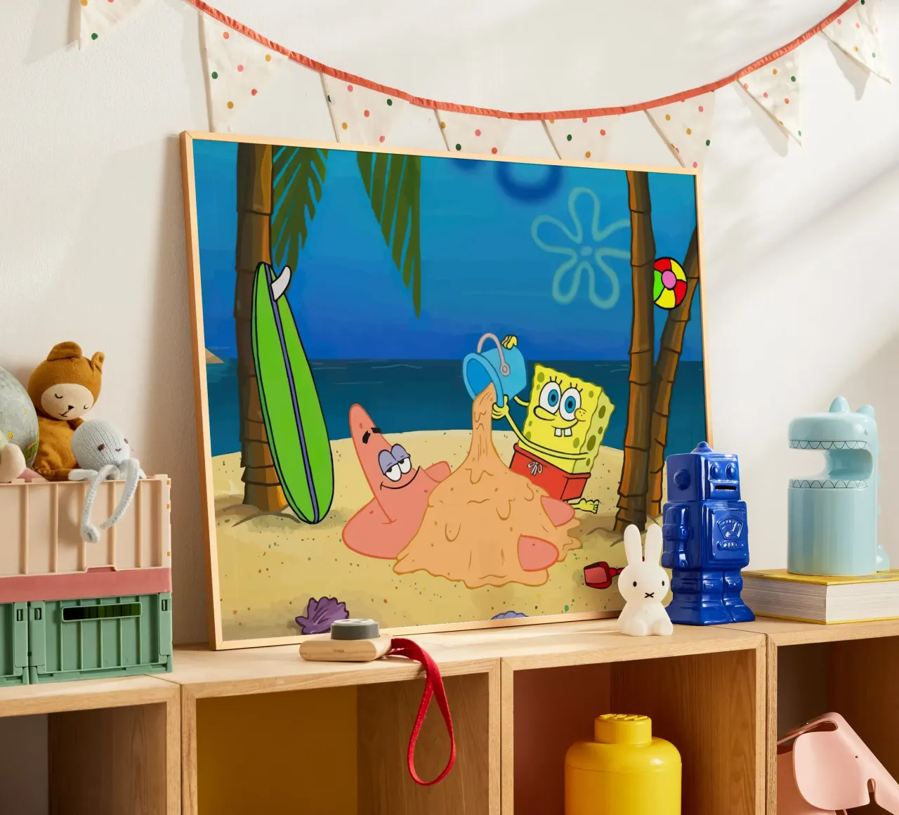 SpongeBob and Patrick playing in the sand on the beach poster con telaio in legno da Dumery Art
