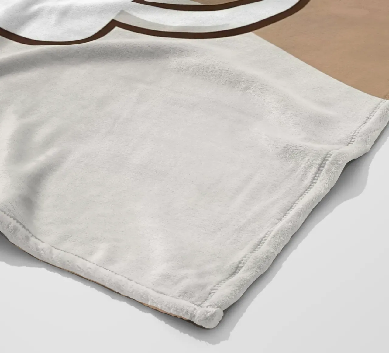 Sagoma di una tazza di caffè coperta in pile da LIFESTYLE OBJECTS