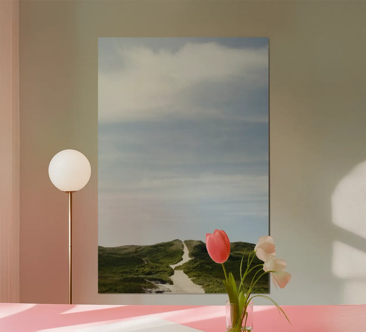 Sorgere di una duna poster con telaio in alluminio da eyes & tries