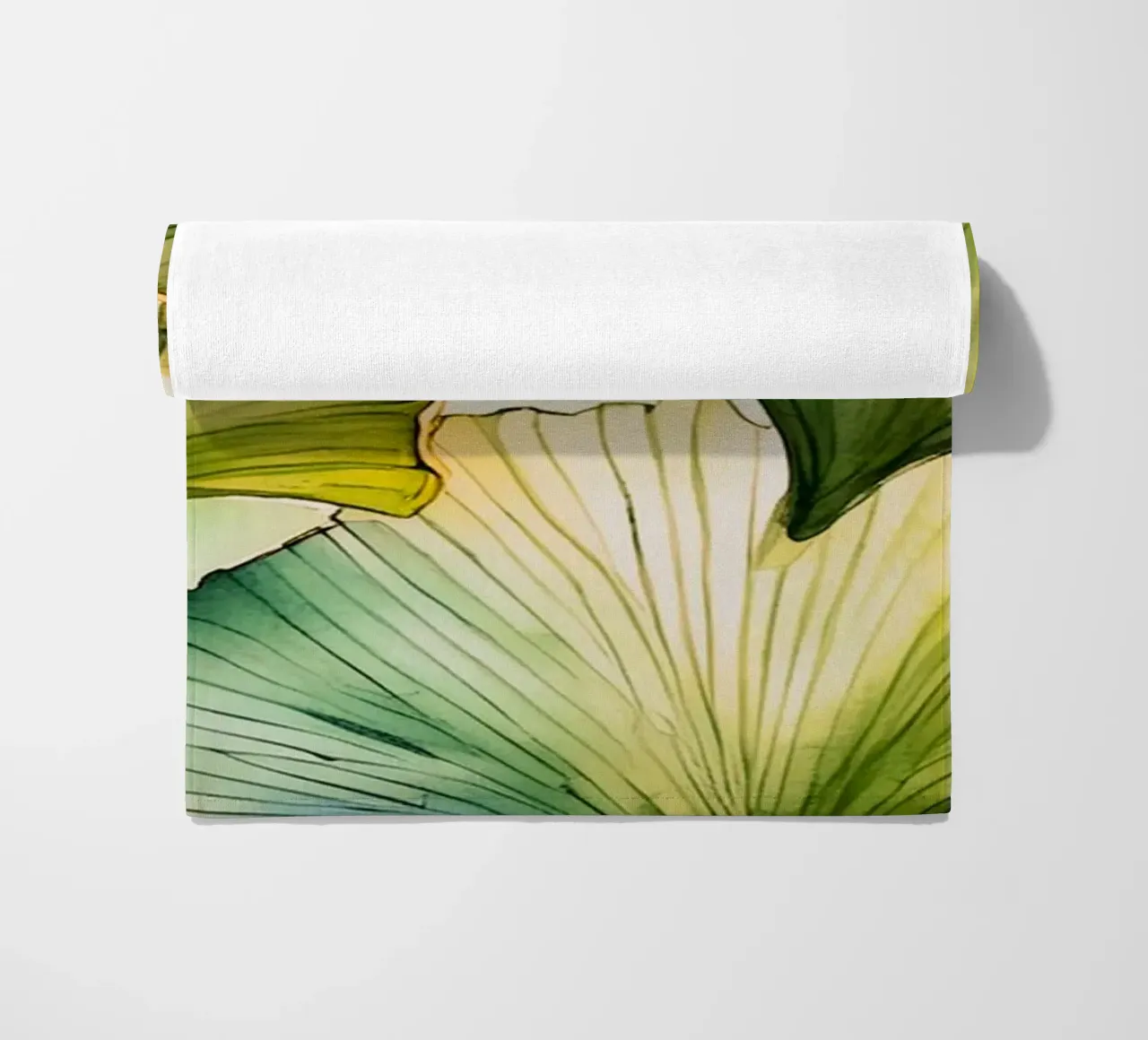 Gingko biloba giallo e verde telo mare da Justyna Jaszke JBJart