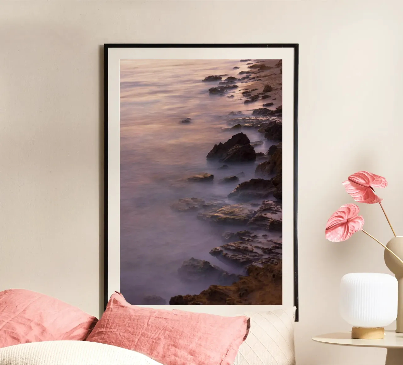 Mare #2 poster con telaio in plastica da Tal Paz-Fridman