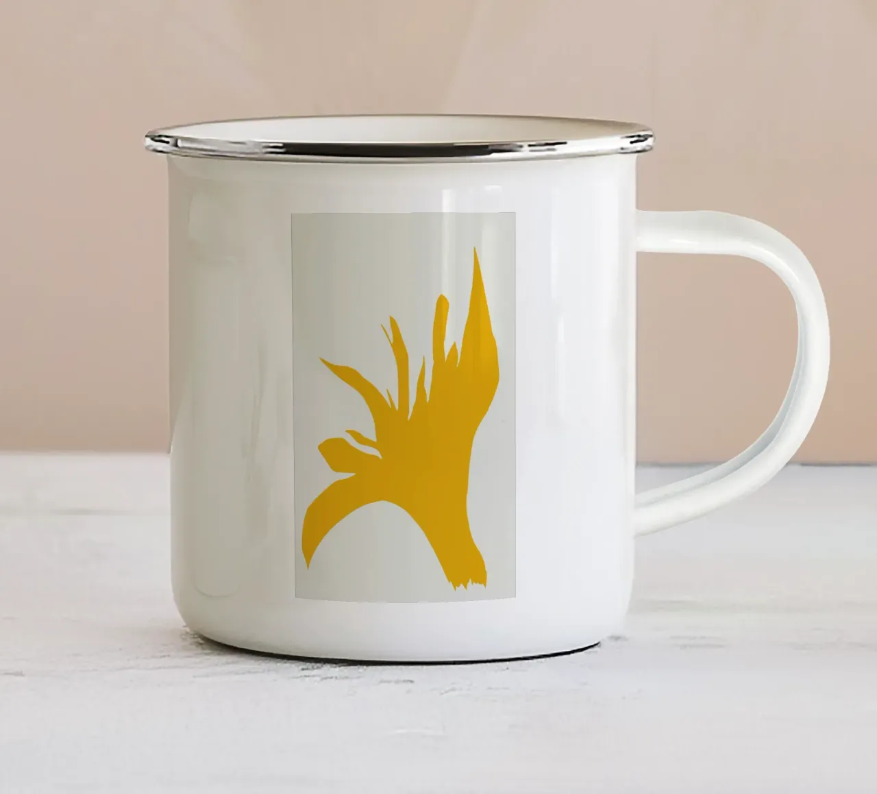 Fioritura gialla tazza in smalto da Little Dean