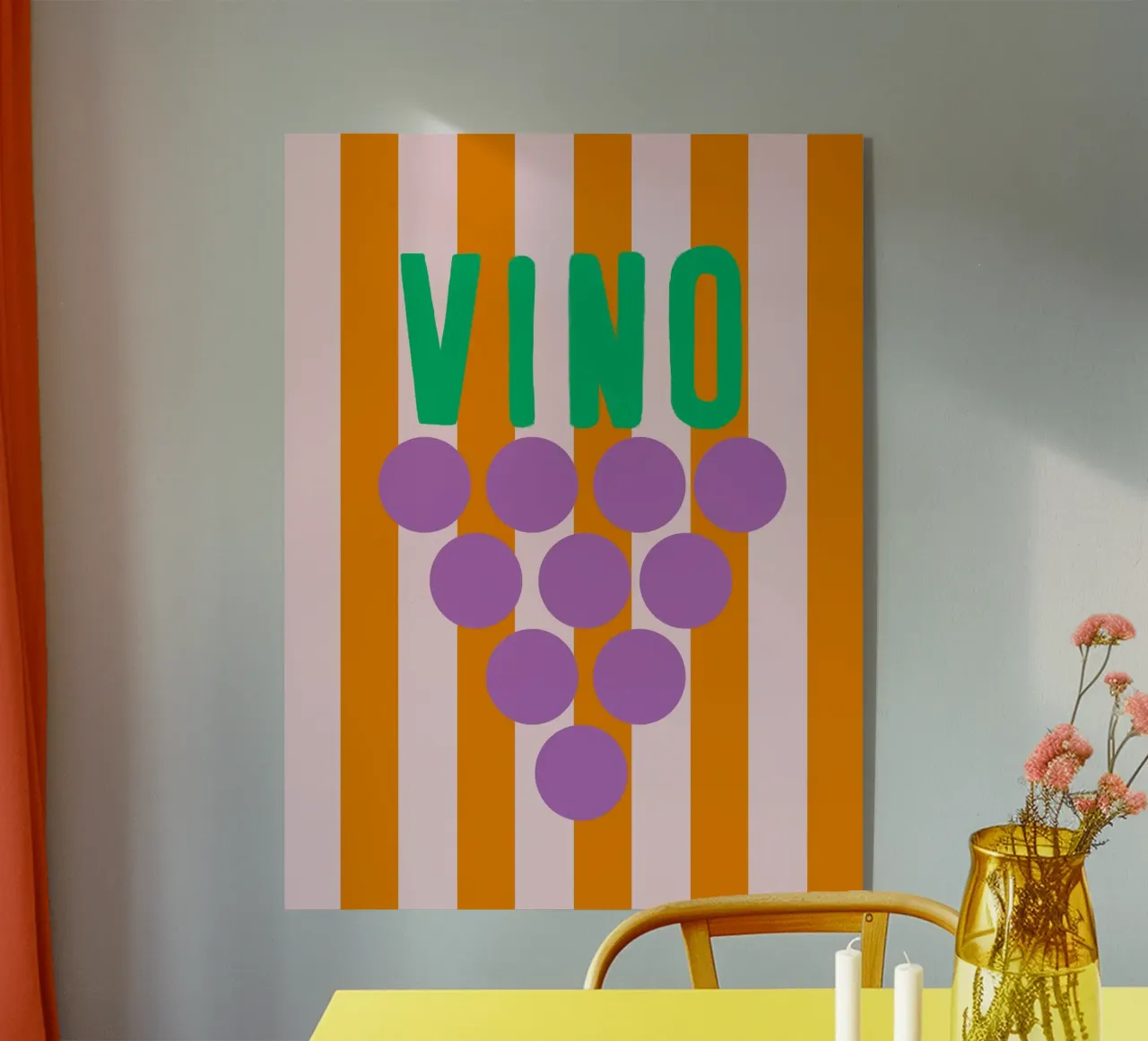 Verde vino con uva viola su strisce arancioni plexiglass da Alisa Knöß