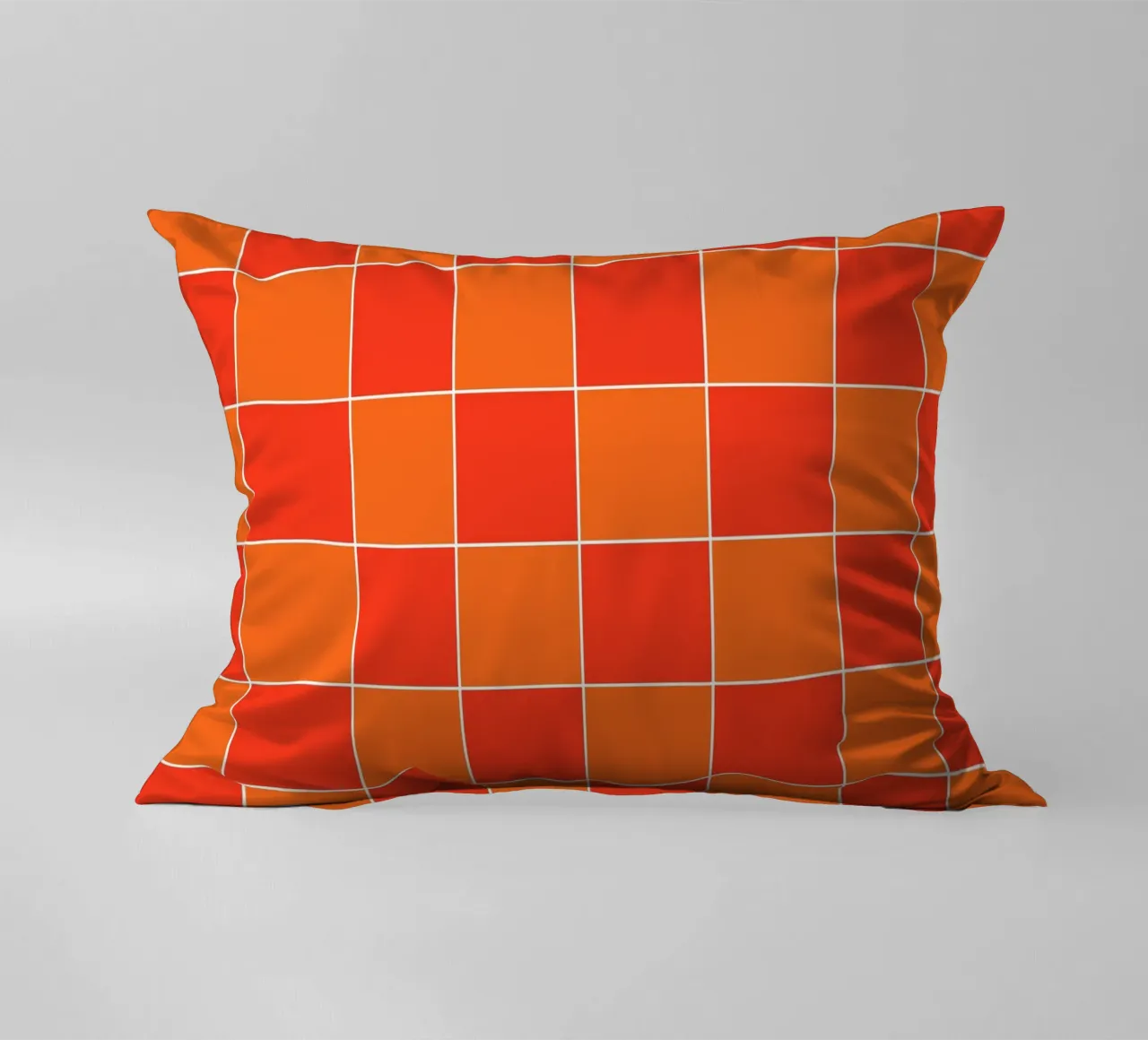 Groovy retro vibrant pattern checks- Orange red cuscino da TijanaArtStudio88