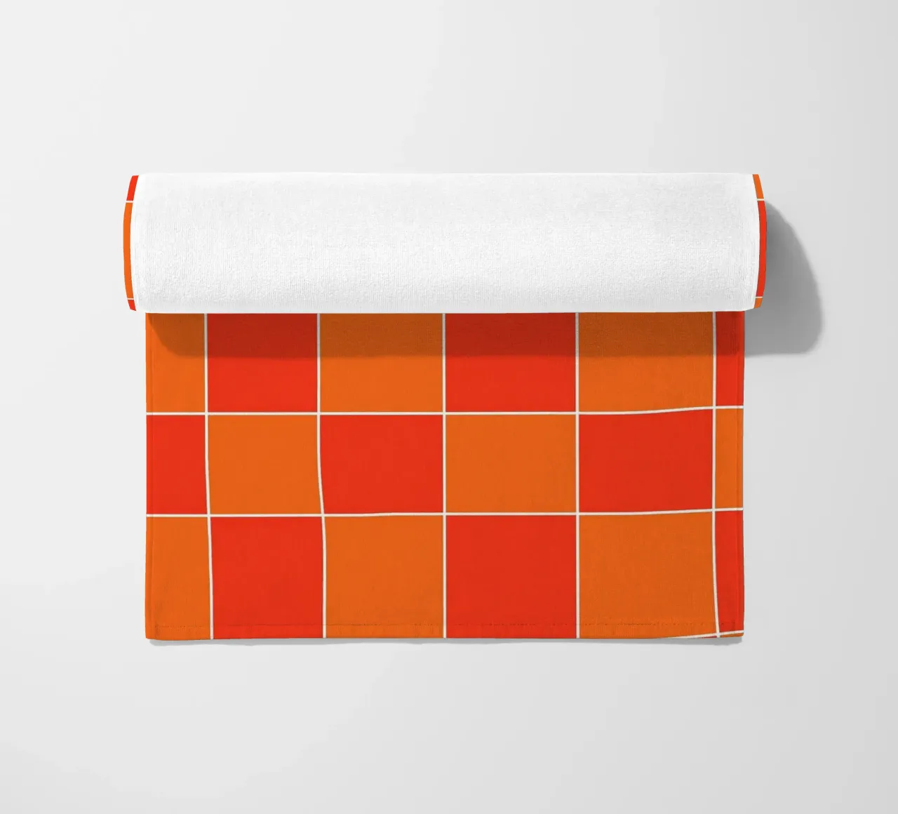 Groovy retro vibrant pattern checks- Orange red telo mare da TijanaArtStudio88