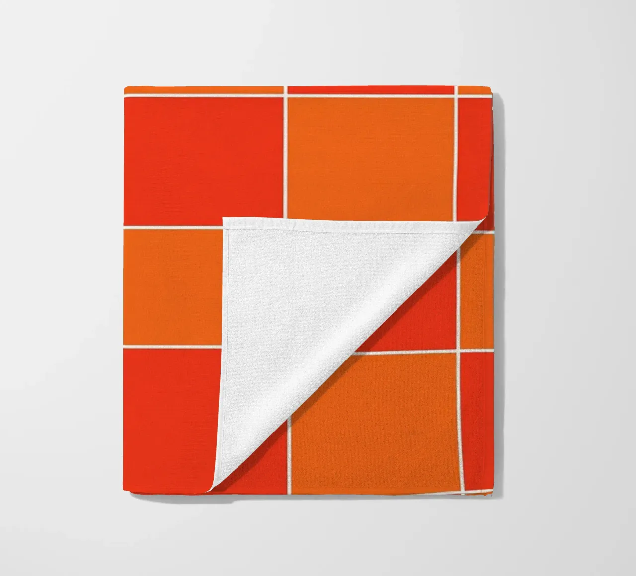 Groovy retro vibrant pattern checks- Orange red serviette de plage de TijanaArtStudio88
