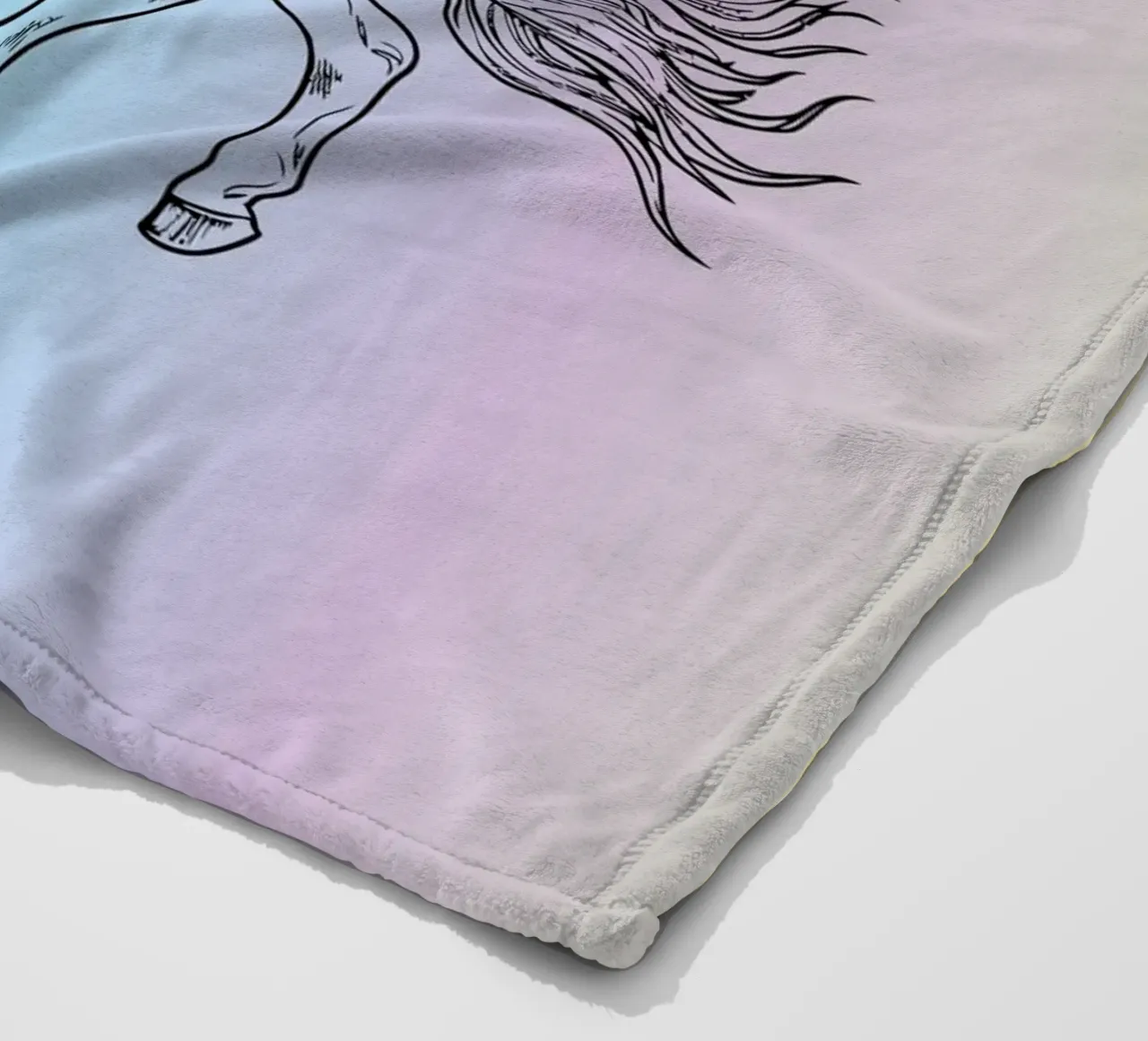 line horse jump in gradient coperta in pile da Creaton