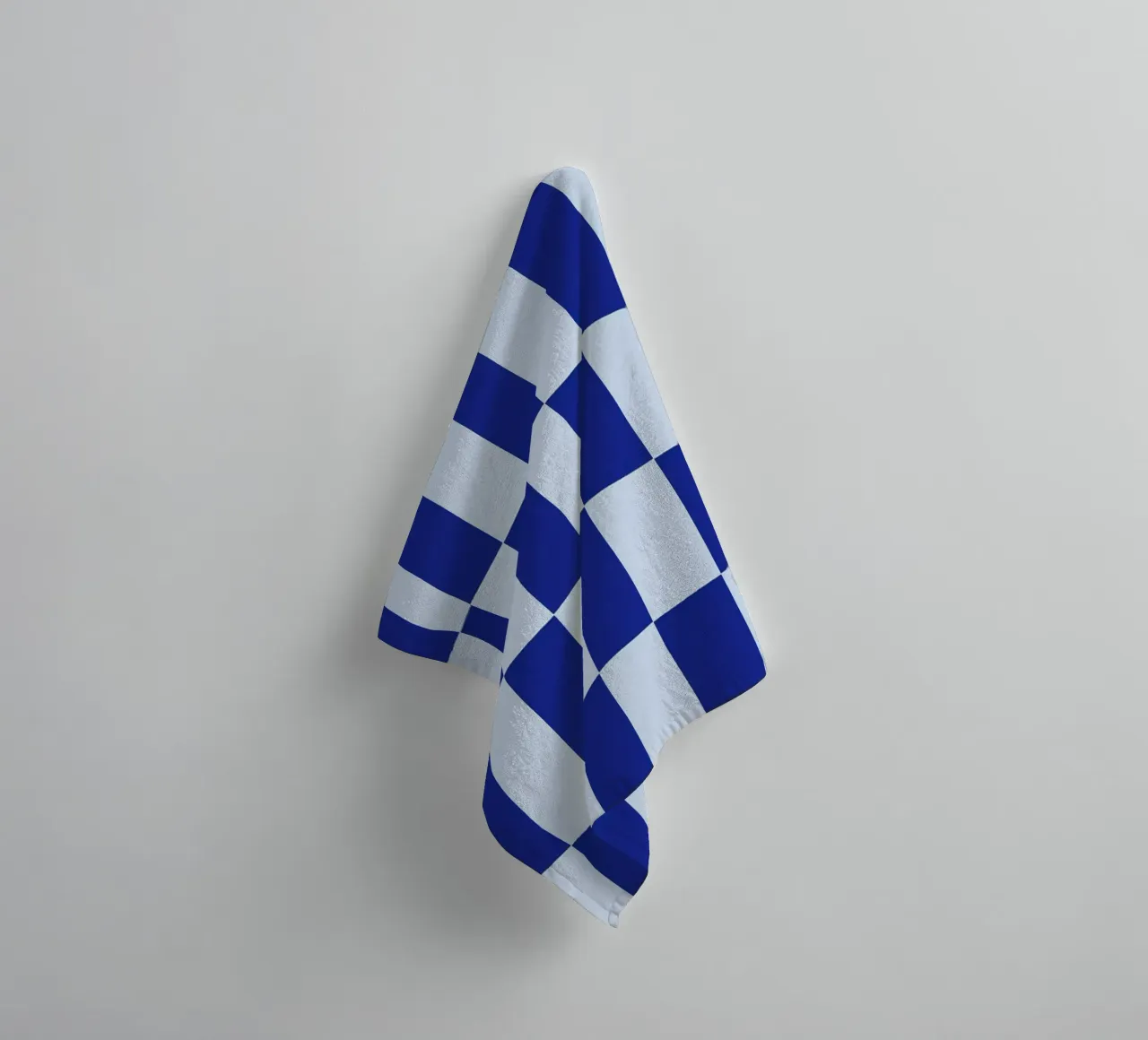 Groovy retro vibrant pattern checks- Blue asciugamano da bagno da TijanaArtStudio88