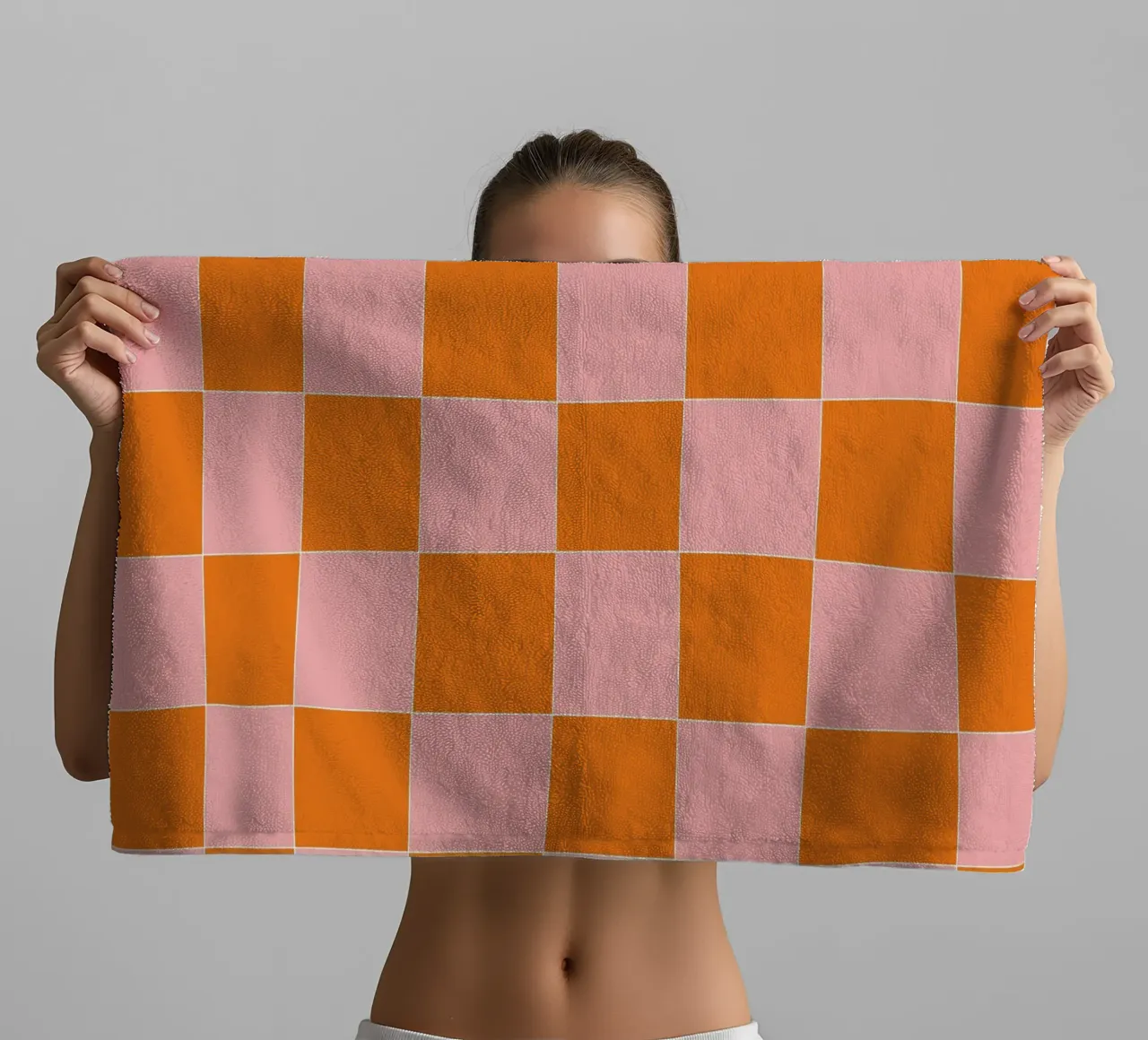 Groovy retro vibrant pattern checks- Orange pink asciugamano da bagno da TijanaArtStudio88