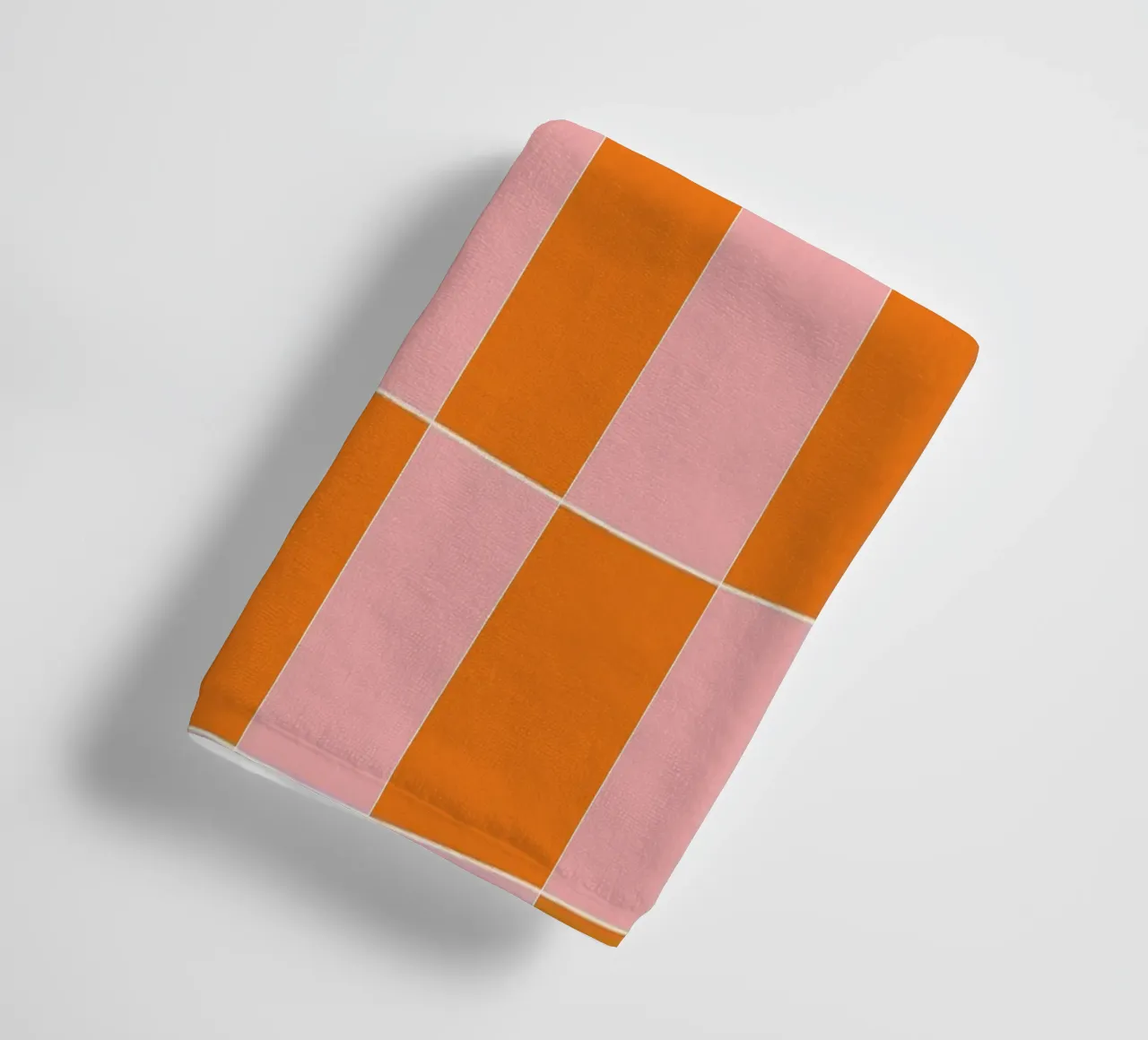 Groovy retro vibrant pattern checks- Orange pink asciugamano da bagno da TijanaArtStudio88