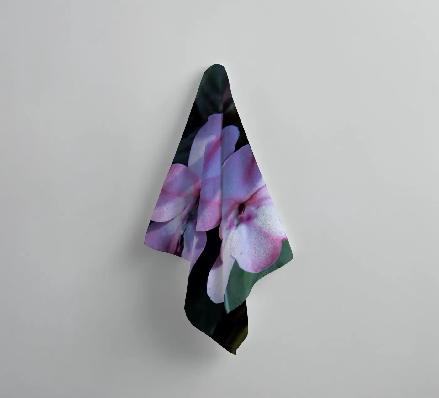 Flora 3 towel by rafael campezato