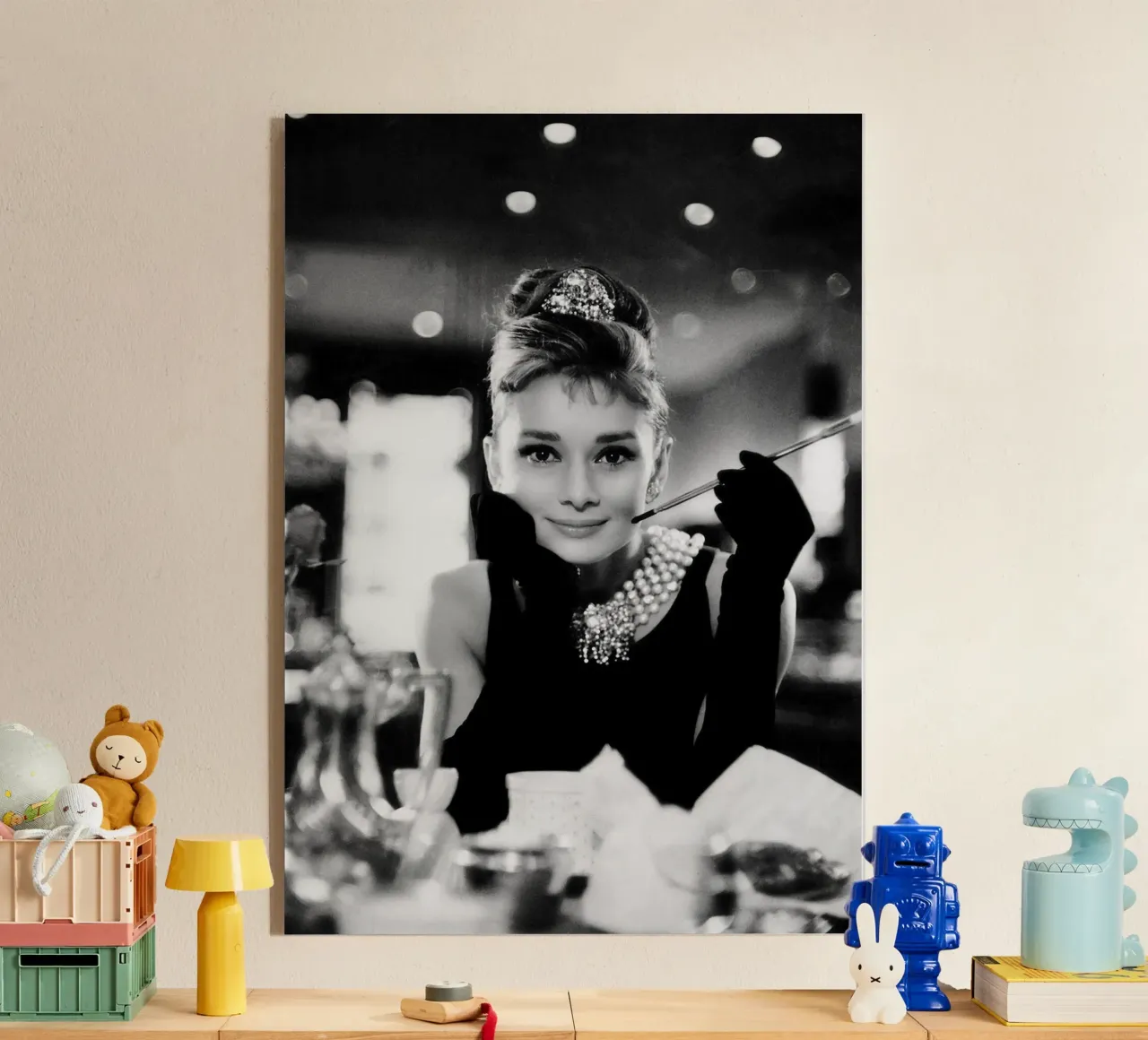 Audrey Hepburn in Colazione da Tiffany plexiglass da April Lewis