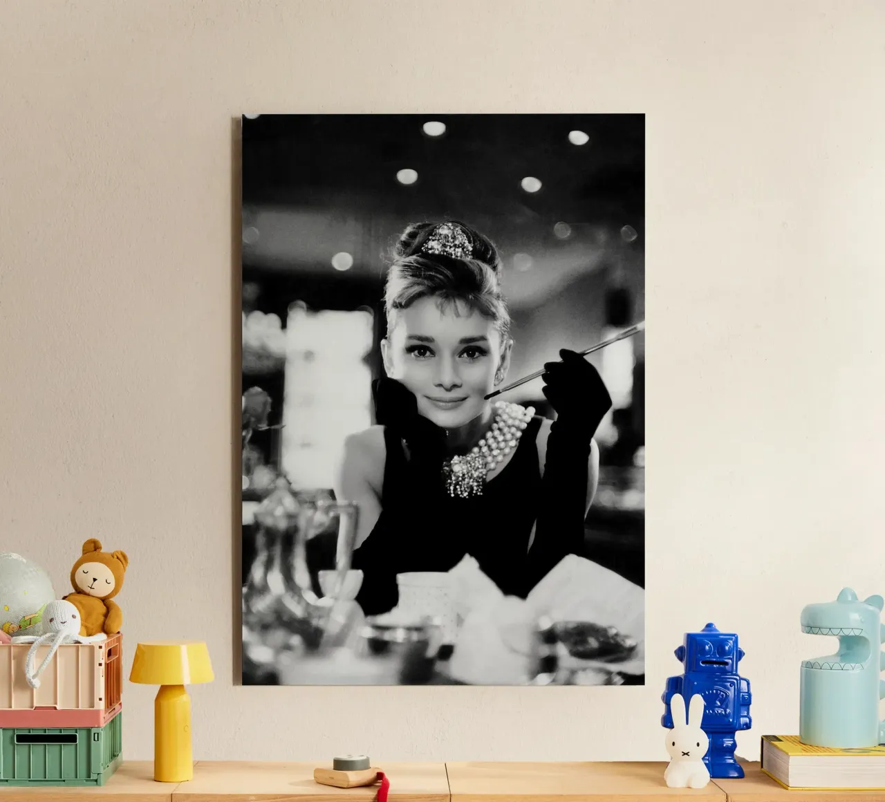 Audrey Hepburn in Colazione da Tiffany alluminio dibond da April Lewis