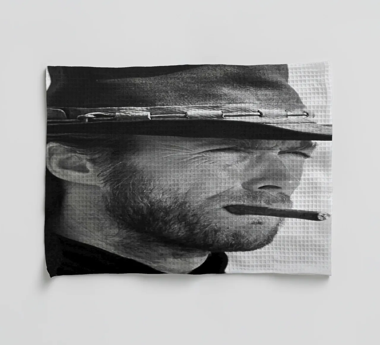 Clint Eastwood in The Good, the Bad and the Ugly Geschirrtuch von April Lewis