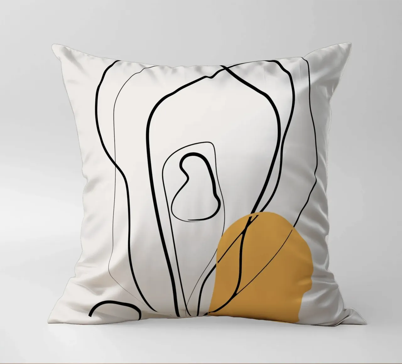 Giallo e linee artistiche 02 cuscino da Little Dean