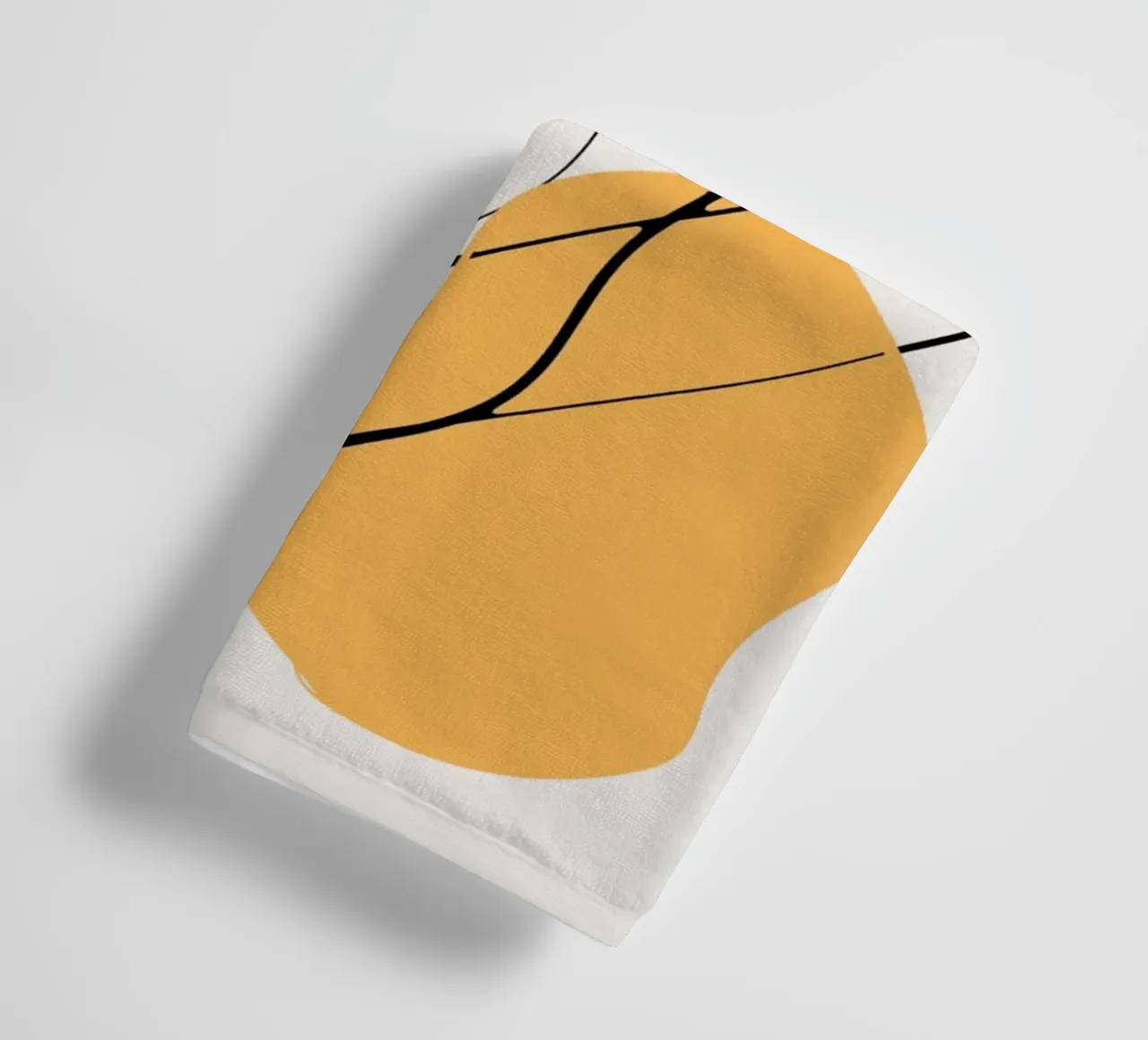 Giallo e linee artistiche 02 asciugamano da bagno da Little Dean
