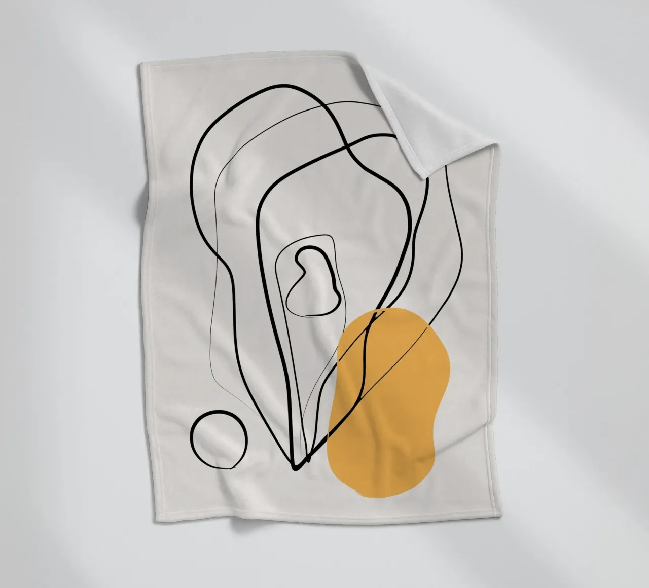 Giallo e linee artistiche 02 coperta in pile da Little Dean