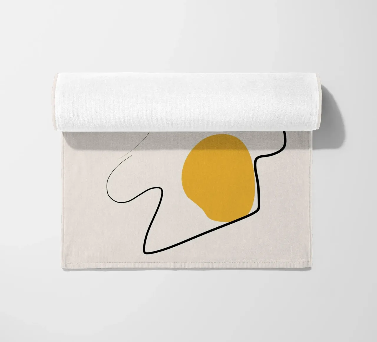 Giallo e linee artistiche 03 telo mare da Little Dean