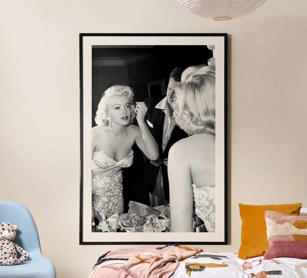 Marilyn Monroe in maschera poster da April Lewis