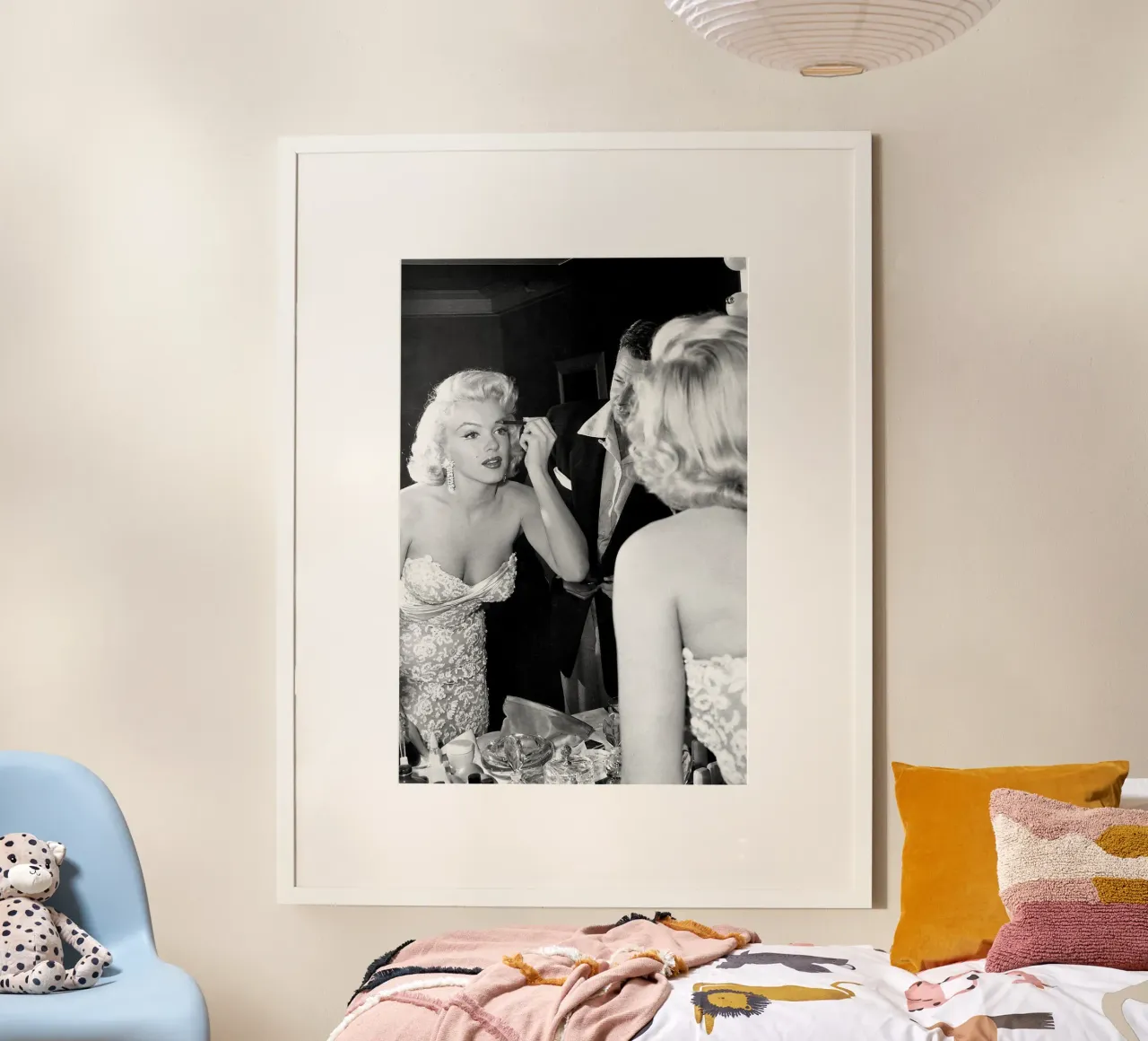 Marilyn Monroe in maschera poster da April Lewis
