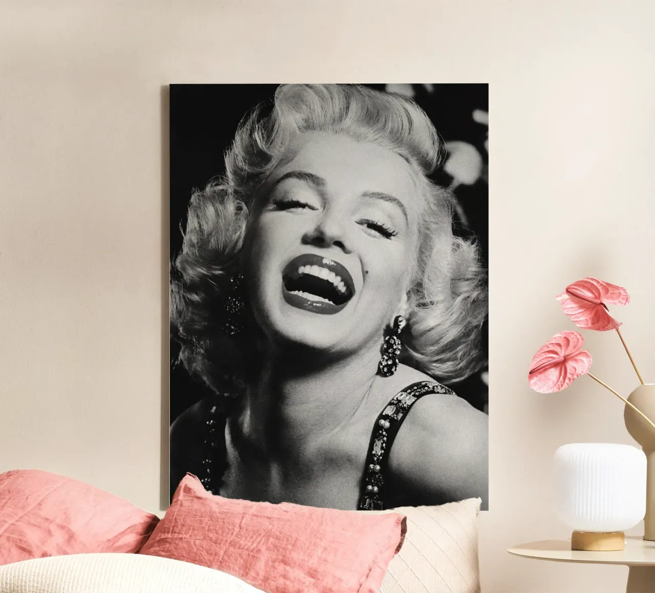 Marilyn Monroe Lippenstift canvas met Baklijst van April Lewis